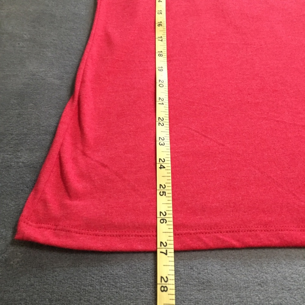 Texas Rangers Swoop Neck Tee Red NWT Med - Picture 9 of 9